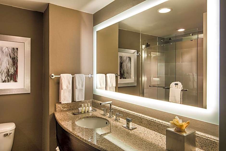 DoubleTree By Hilton Hotel Largo/Washington DC