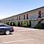 Economy Inn Fresno Yosemite '''NEWLY REMODELED'''