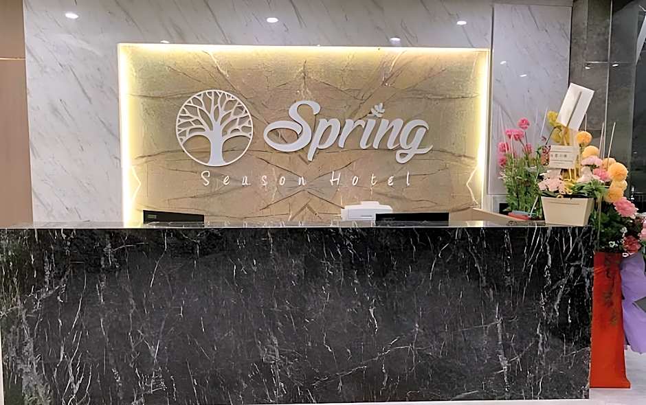 Spring Season Hotel