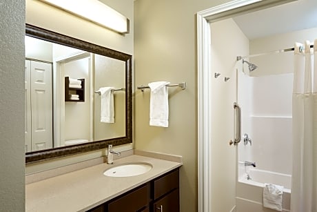 Suite King Size Bed
