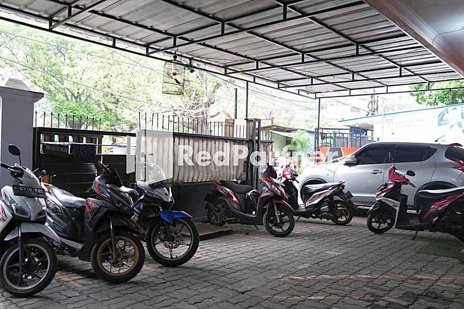 Cosmo Tanjung Duren Mitra RedDoorz