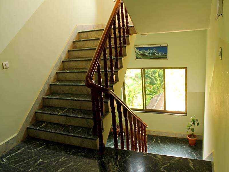 Hotel Ananda Inn