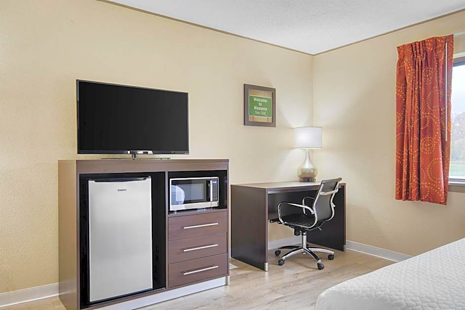 SureStay by Best Western Massena