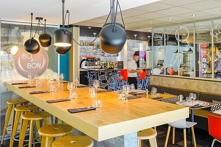 Ibis Roanne Le Coteau Hotel Restaurant