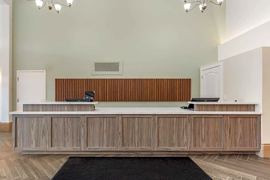 Velora Hinton, an Ascend Collection Hotel