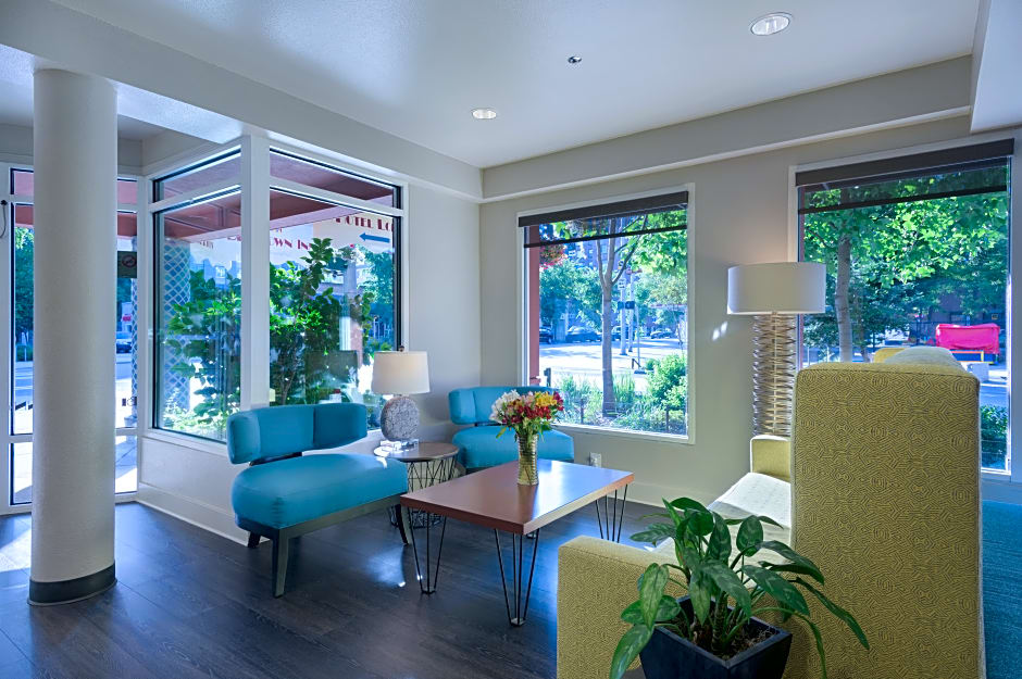 The Belltown Inn