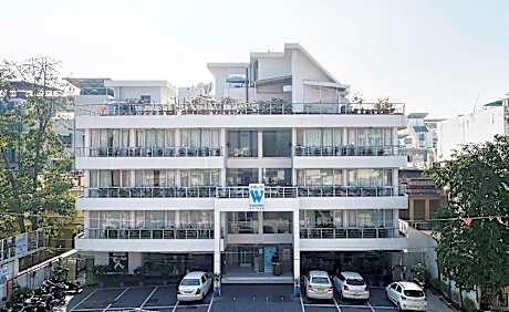 Deluxe Mountain View