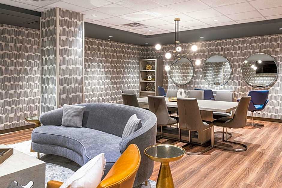 Courtyard by Marriott Wichita at Old Town