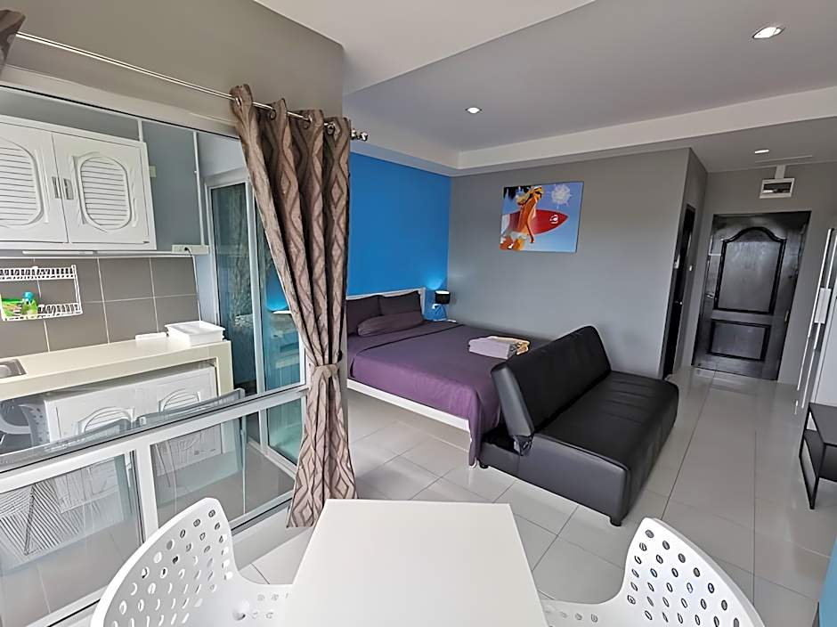 Karon Studio Apartment