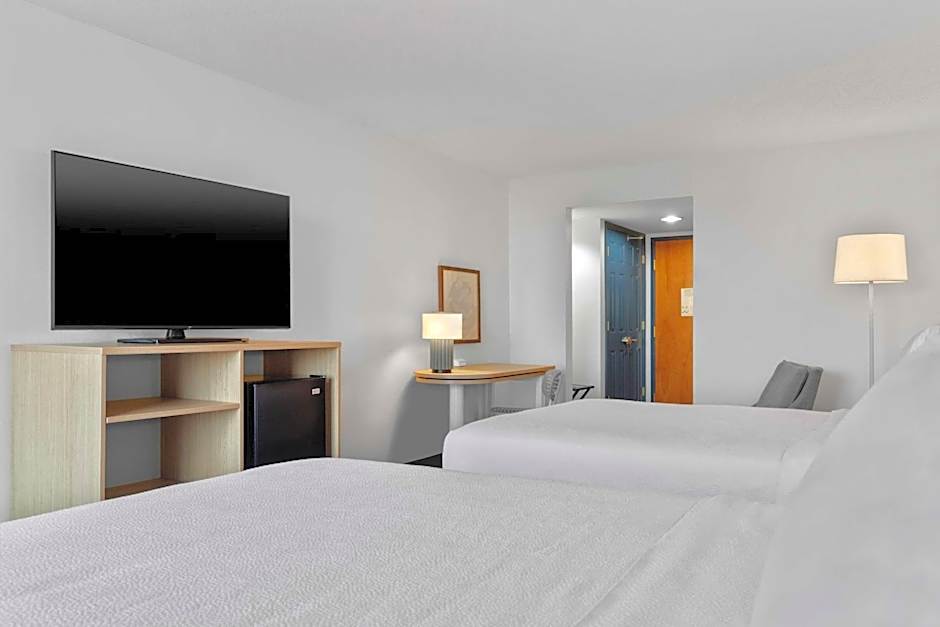 Spark by Hilton Greensboro