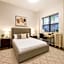 Bay Ridge ApartHotel