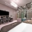 Hotel Hermes at Yongin Everland Station