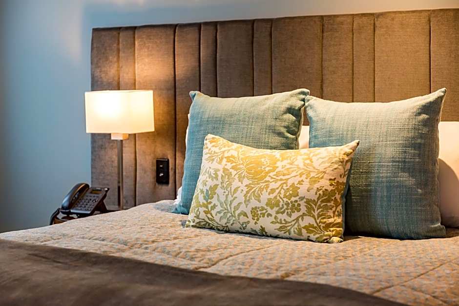 Distinction Christchurch Hotel