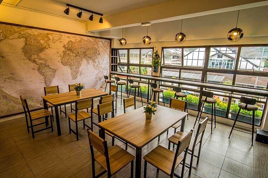 Traveller Bunker Hostel