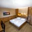 Bed & Breakfast LakeBled House