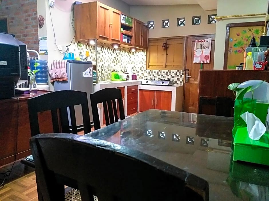 Ngampilan Backpacker Hostel