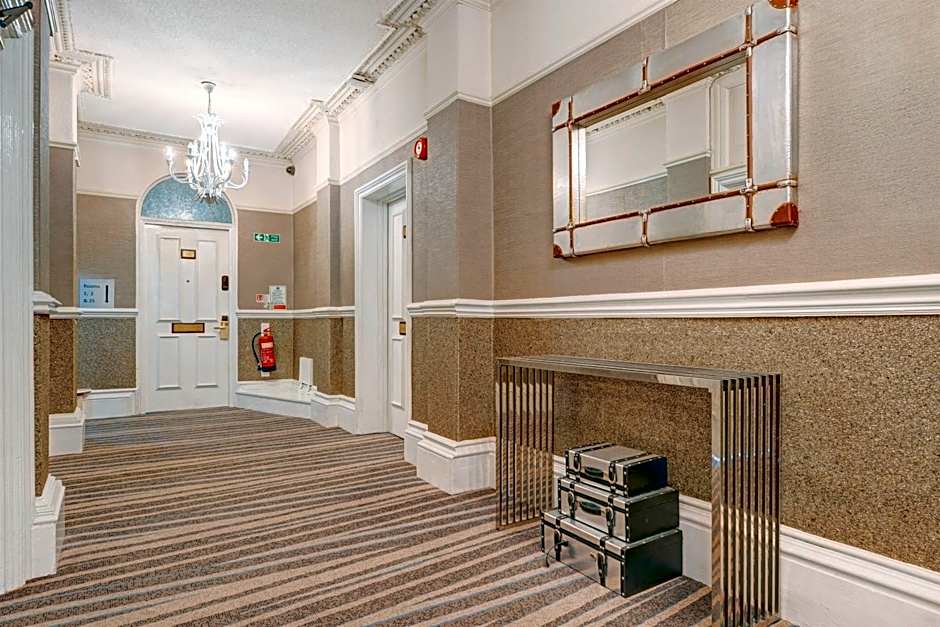 Liverpool Aigburth Hotel By Belvilla