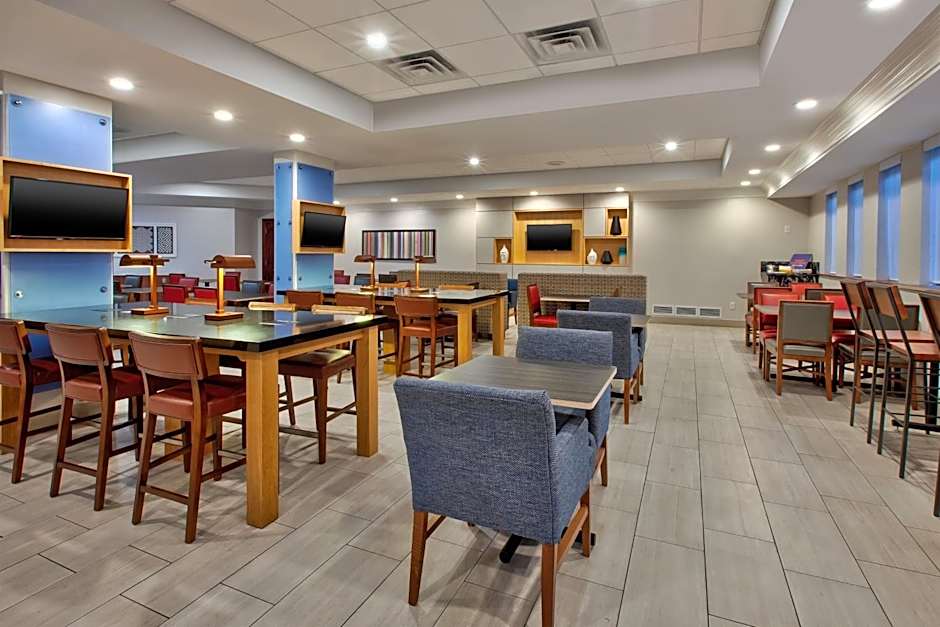 Holiday Inn Express Philadelphia-Midtown By IHG