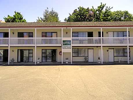 Basic One-Bedroom Apartment with Private Bathroom