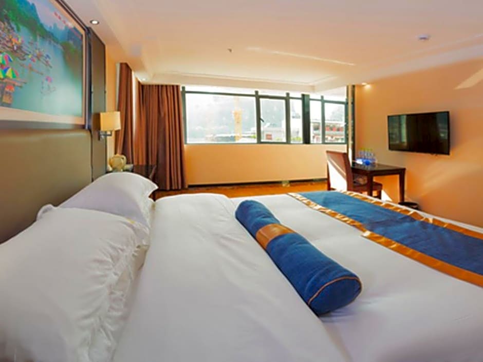 Yangshuo Guanyue Hotel