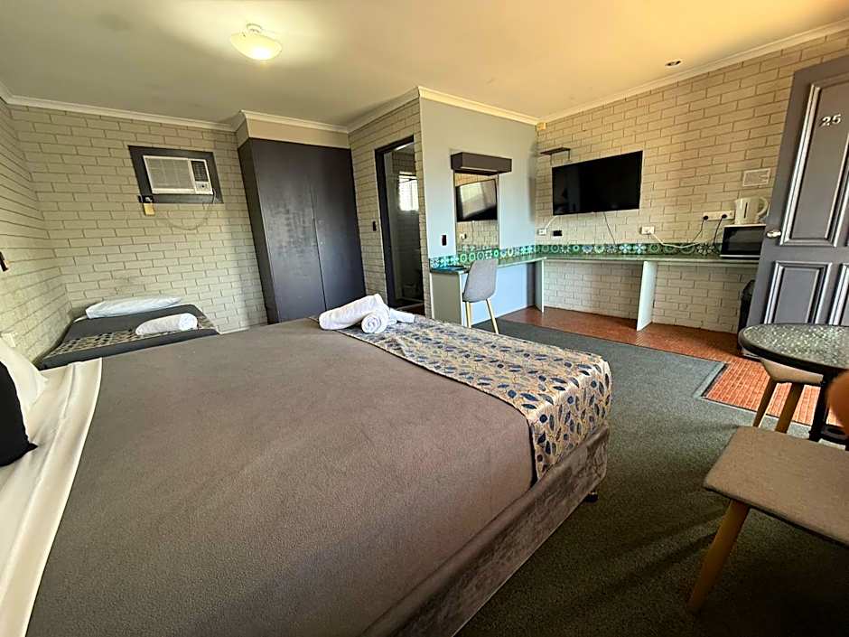 Surf Beach Motel Tweed