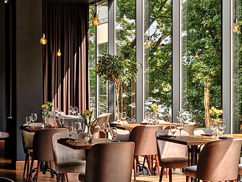 Heron Live Hotel Marina & SPA