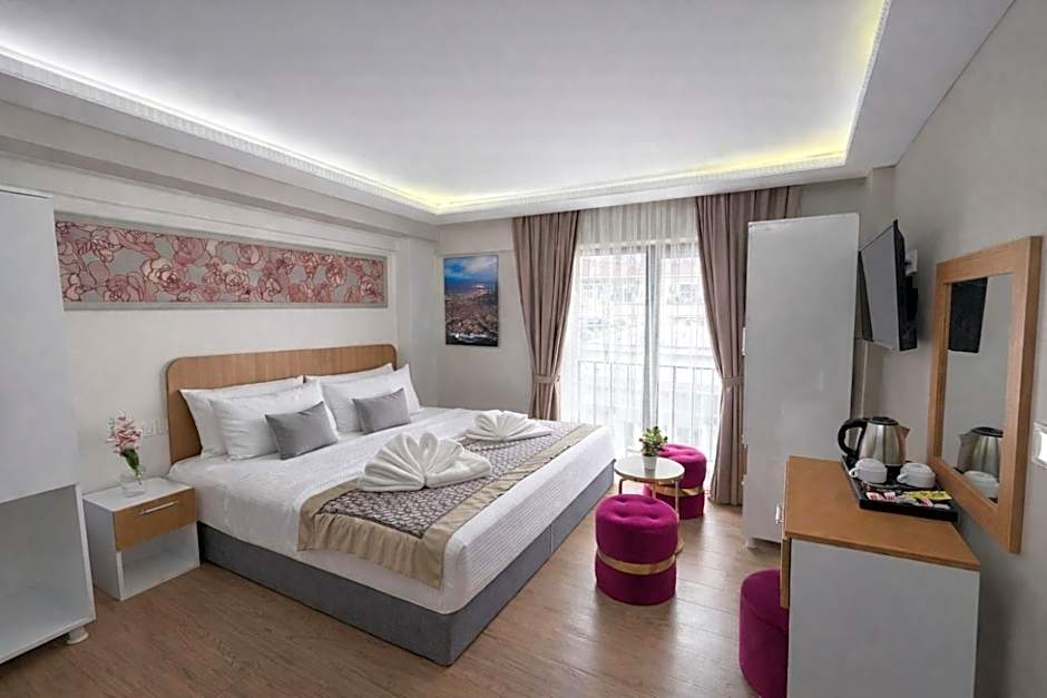 Ria Suites Boutique Hotel
