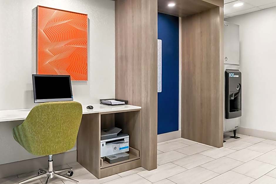 Holiday Inn Express Hotel & Suites - Novi By IHG