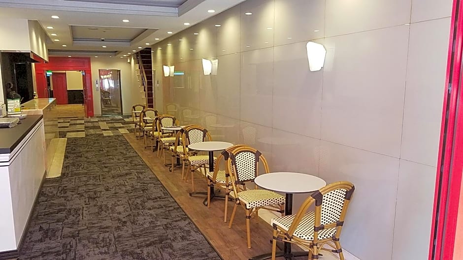 Hotel Neo Rouge