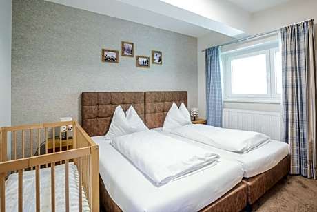 Superior One-Bedroom Apartment