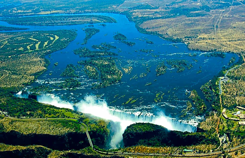 Cresta Sprayview Victoria Falls