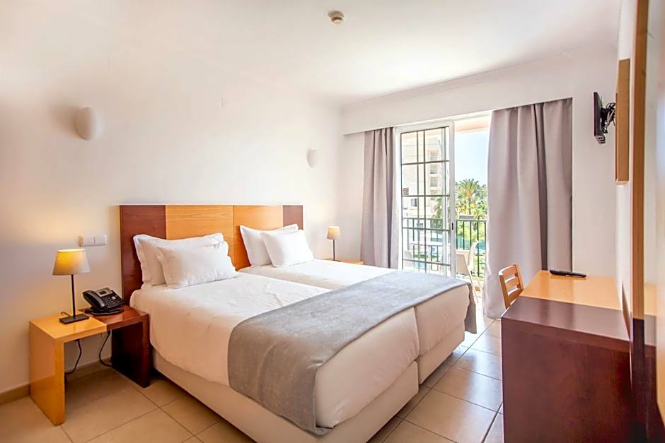 Aquamar Albufeira Aparthotel