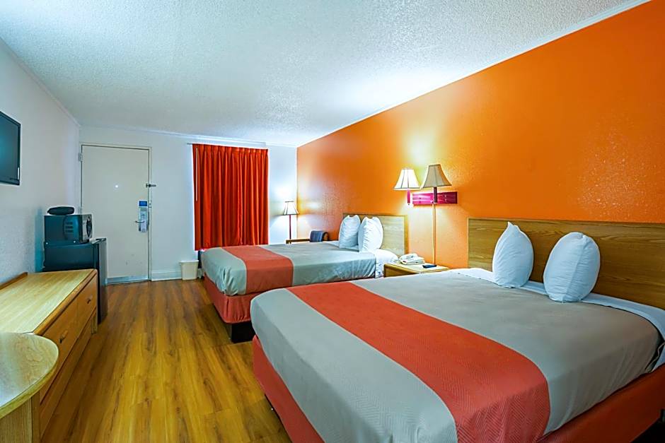 Motel 6-Perry, GA