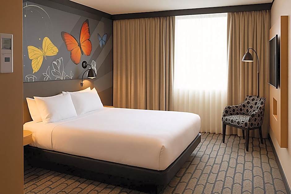 Holiday Inn Salisbury-Stonehenge By IHG