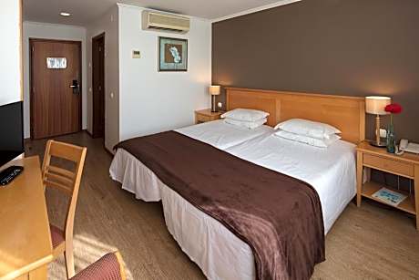 Twin Room with Balcony