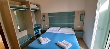 Classic Studio - Separate Building