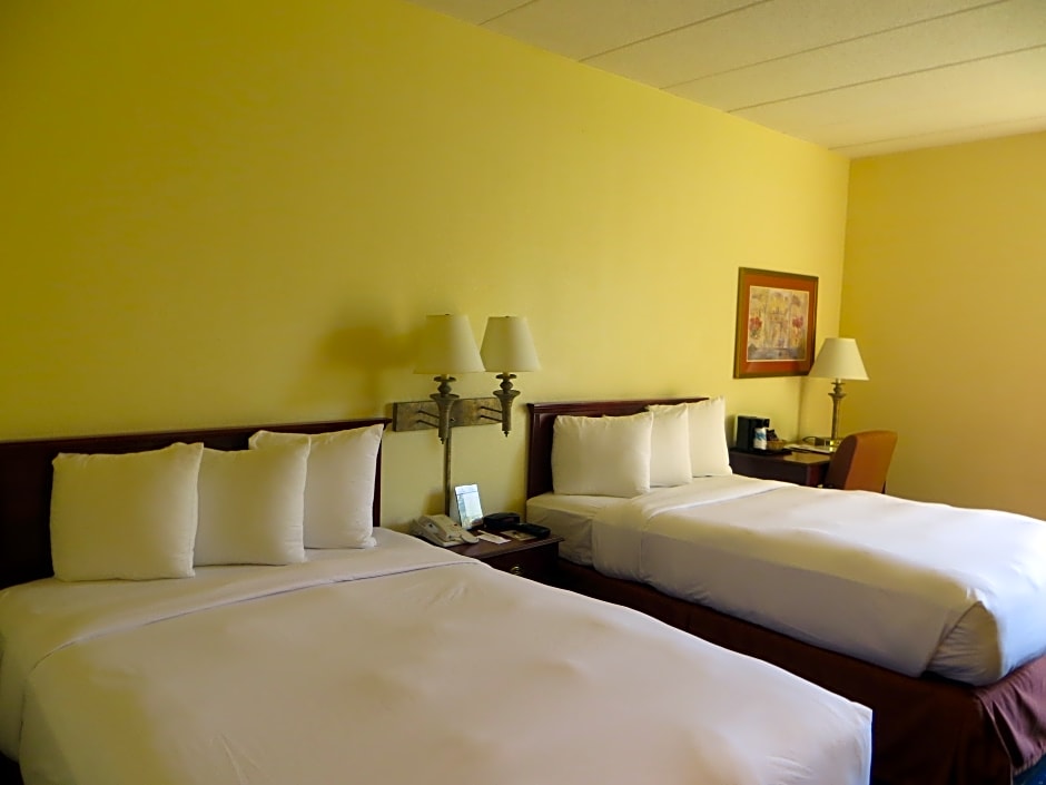 SureStay Plus Hotel by Best Western Chicago Lombard