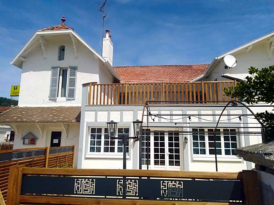 Logis Hostellerie du Neez Le Clos Gourmand