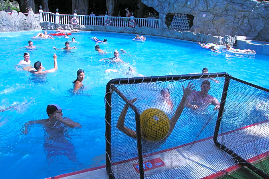 Grand Aquarium Apart