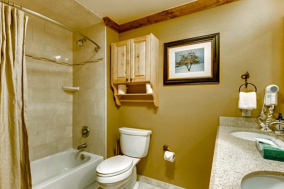 Jackpine & Black Bear Lodge