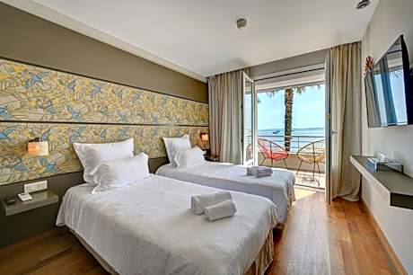 Executive Twin Room with Sea View