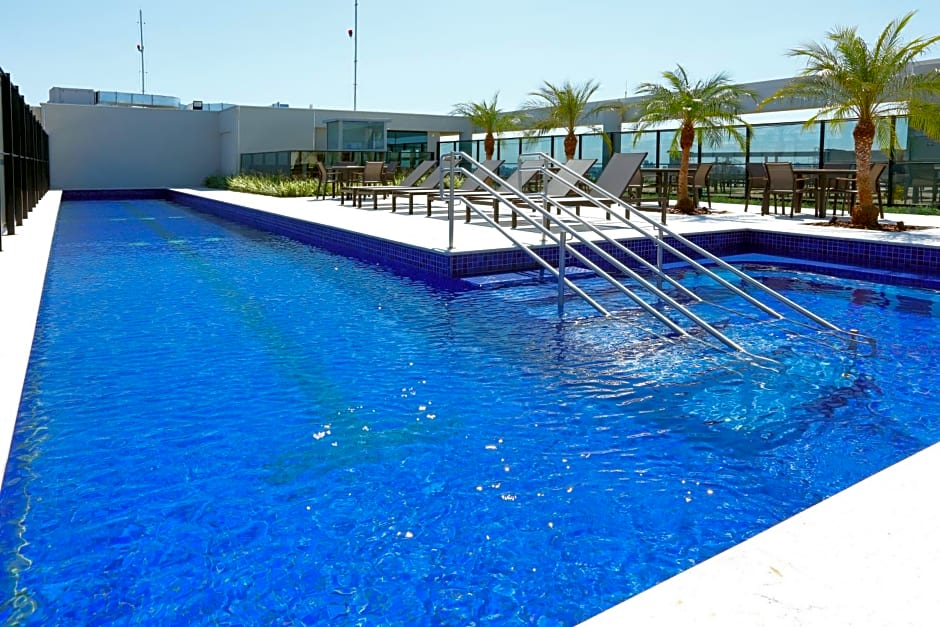 Royal Palm Tower Anhanguera