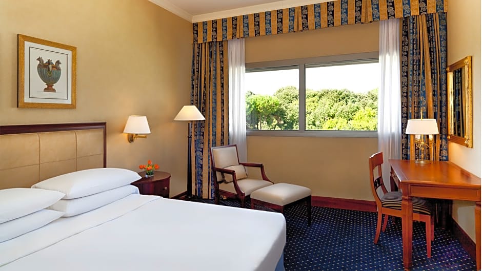 Cardo Roma, Autograph Collection