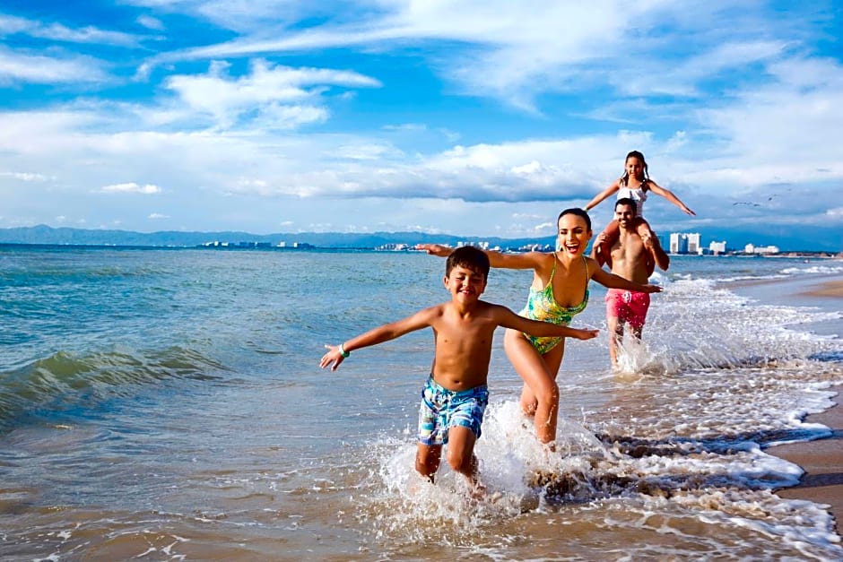 Playa Los Arcos