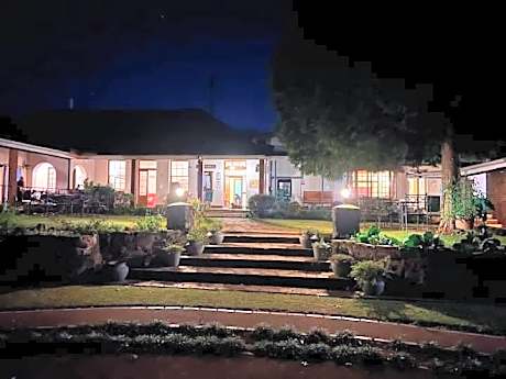 The Oaks Hotel