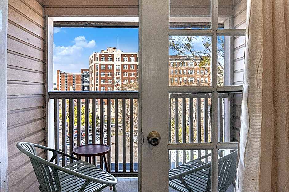 Hassinger Daniels Guest House