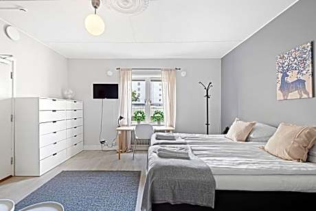 Double Room with Shared Bathroom