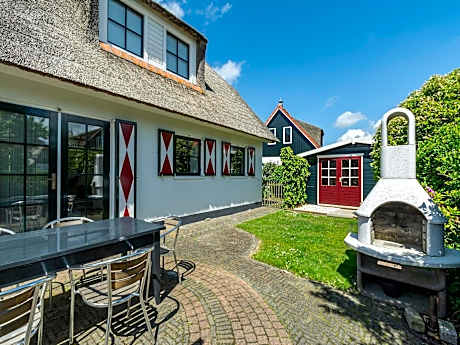 Villa in Callantsoog near the Beach