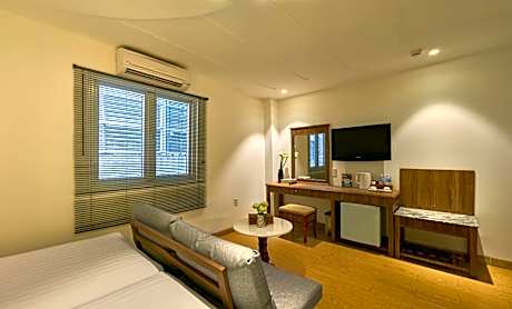 Deluxe Double or Twin Room
