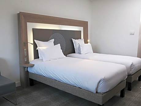 Superior Suite with Sea or Park View